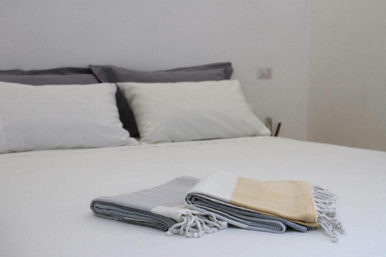 Loft 52 Apartment มาร์เกริตา ดิ ซาวอยา ภายนอก รูปภาพ