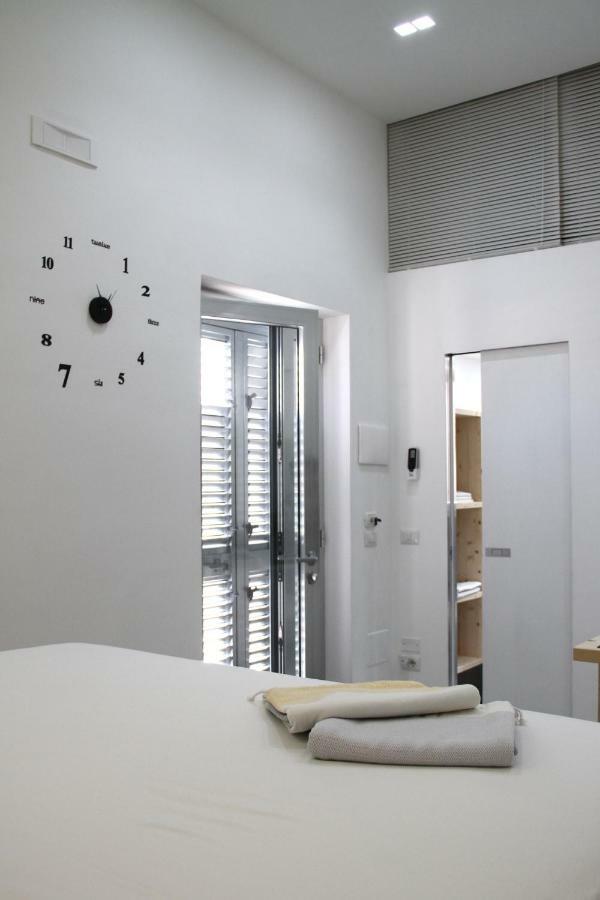 Loft 52 Apartment มาร์เกริตา ดิ ซาวอยา ภายนอก รูปภาพ